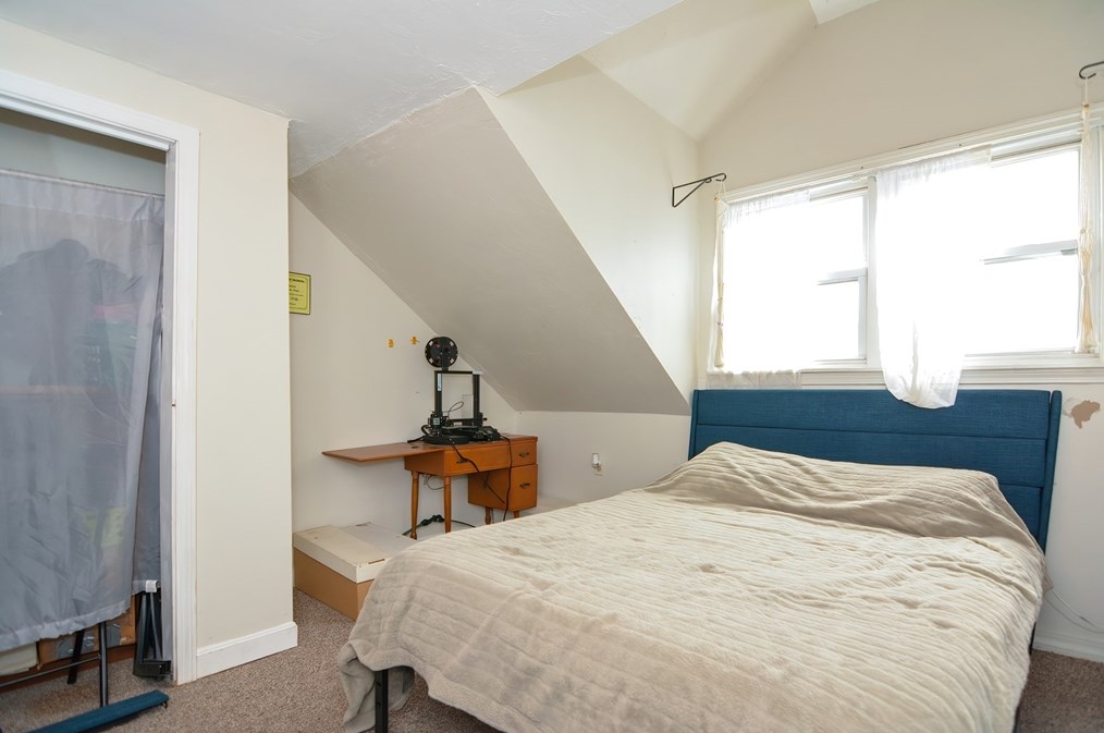 90 Christine St, Worcester MA  01606-2368 exterior