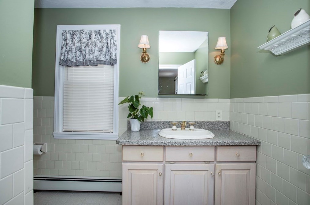 15 Water St, Boston MA 02167-3180 exterior