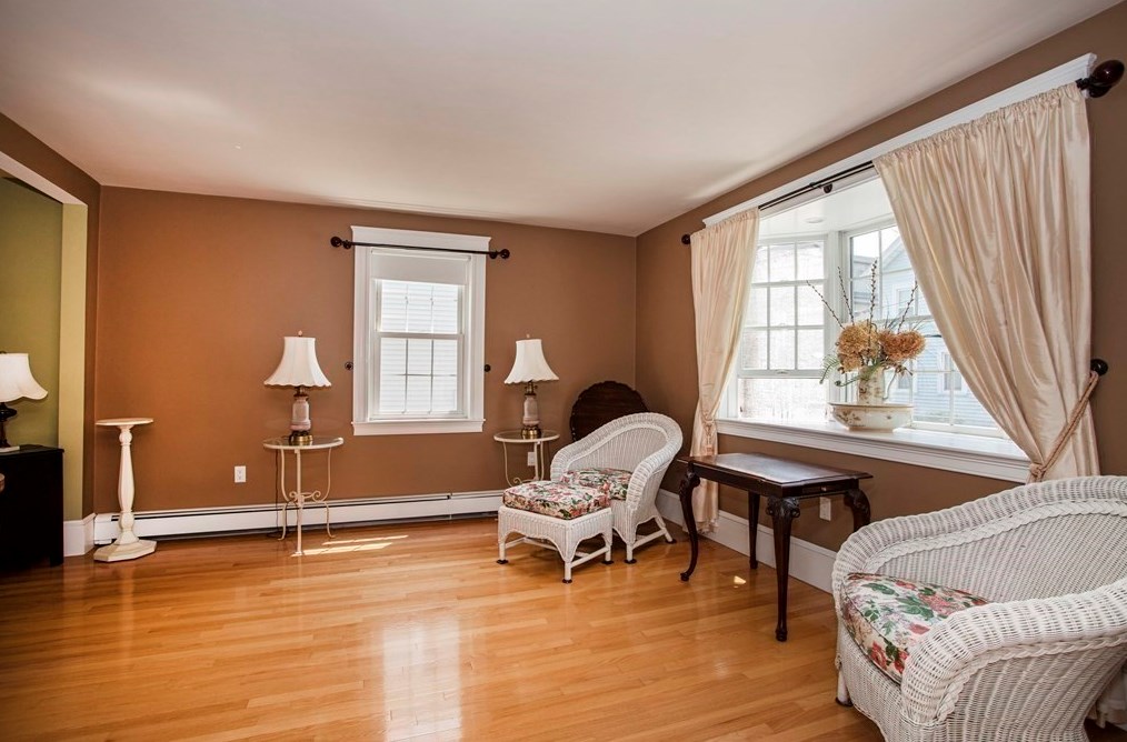 15 Water St, Boston MA 02167-3180 exterior