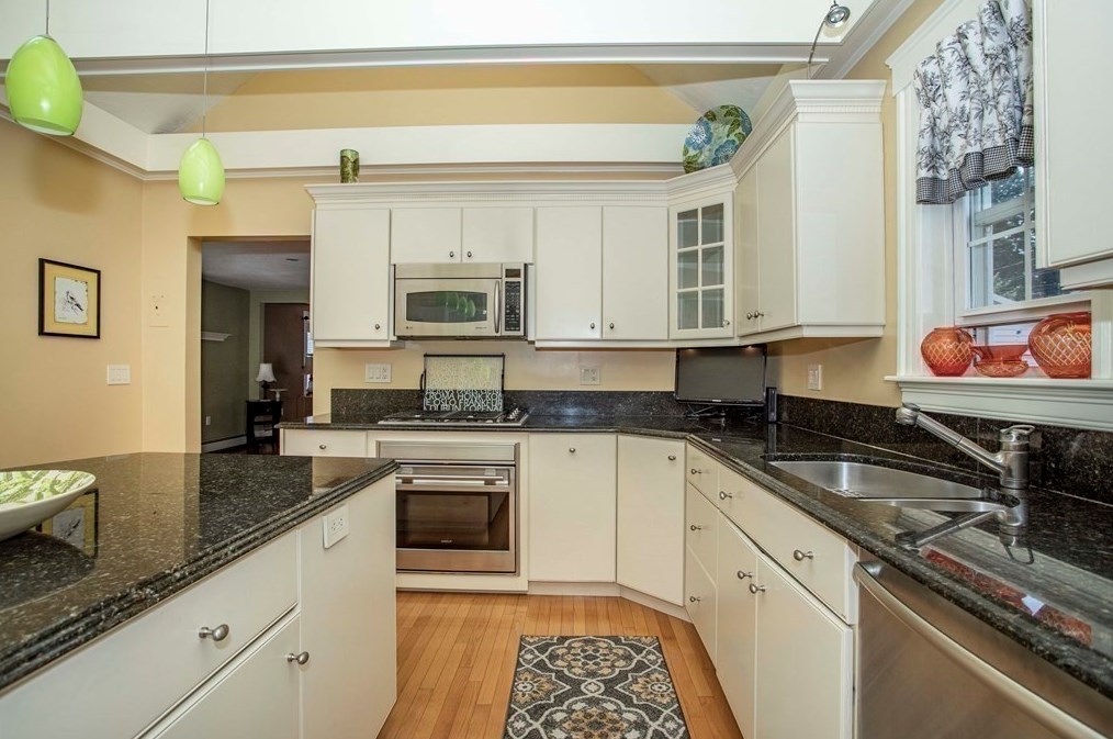 15 Water St, Boston MA 02167-3180 exterior