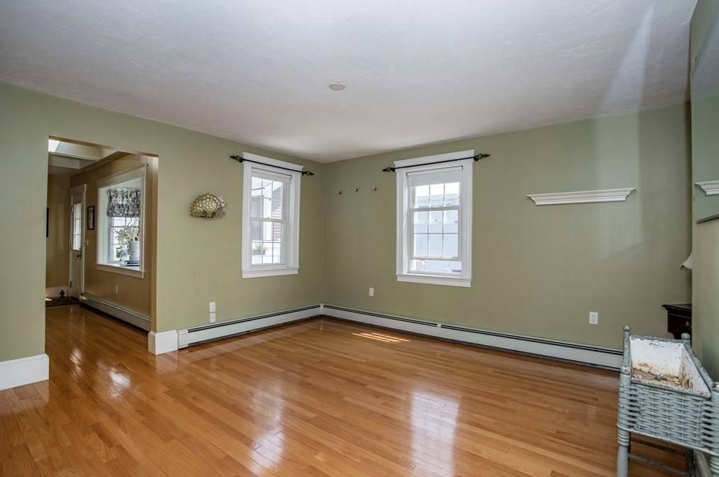 15 Water St, Boston MA 02167-3180 exterior