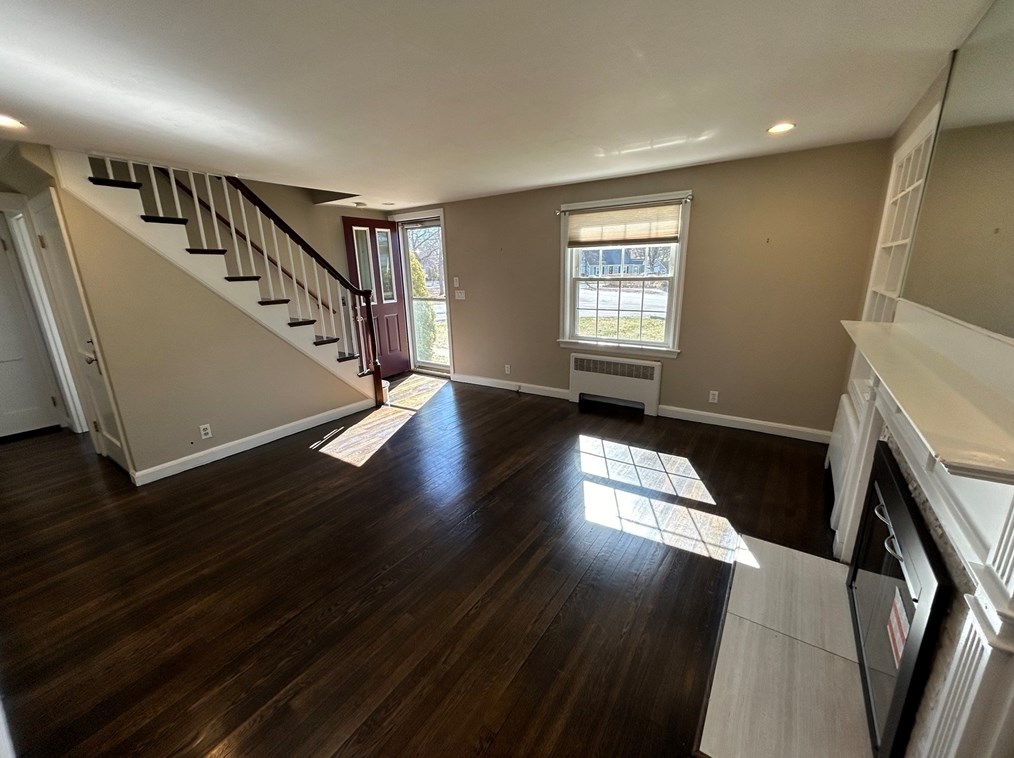 13 Euclid Ave, Natick MA  01760-1921 exterior