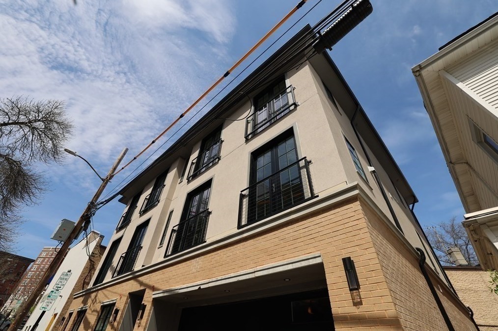 111 Marion St, Brookline MA  02446-4703 exterior