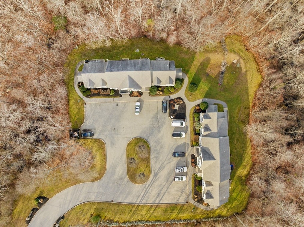 70 Chief Justice Cushing Hwy, Hingham MA  02043-2022 exterior