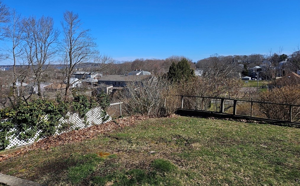 12 Savery Ave Ter, Plymouth MA 02360-4416 exterior