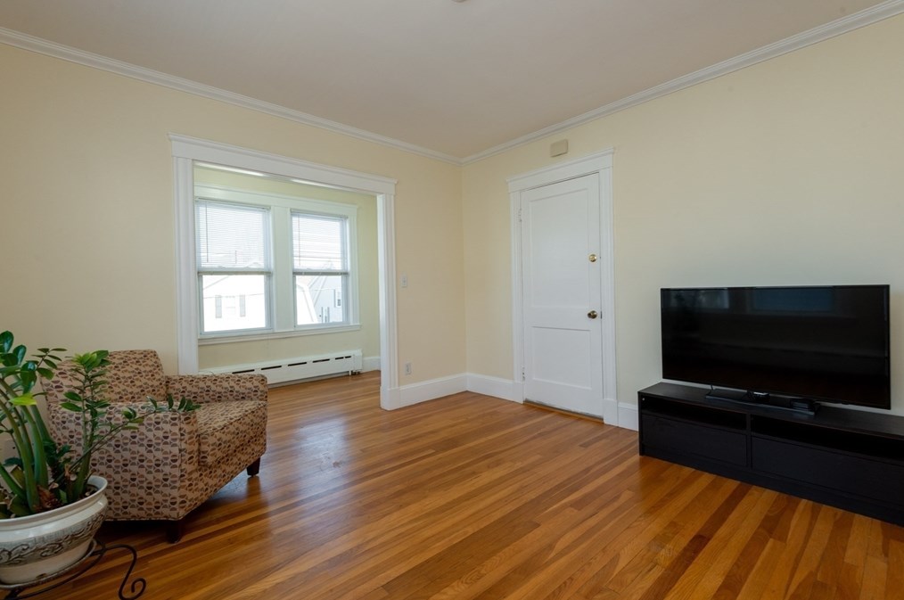 39 Suffolk Ave, Swampscott MA  01907-1127 exterior