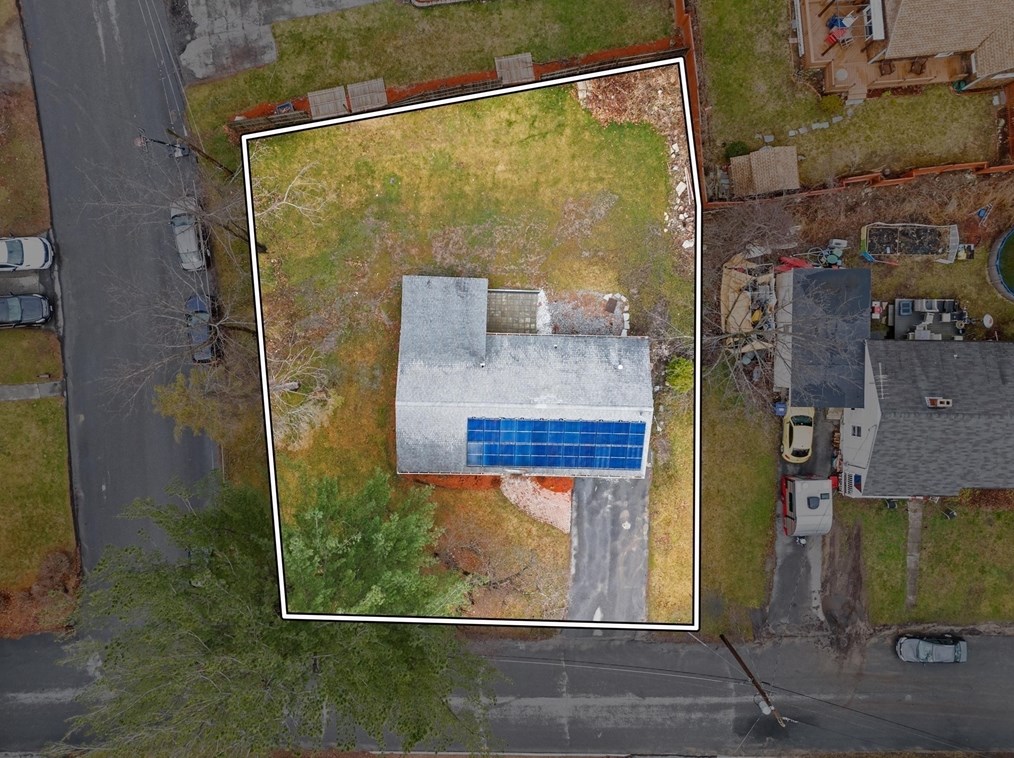 7 Jane Rd, Methuen MA  01844-3947 exterior