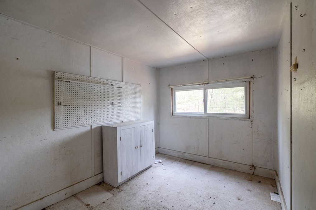 10 Wildwood Ave, Upton MA  01568-1513 exterior