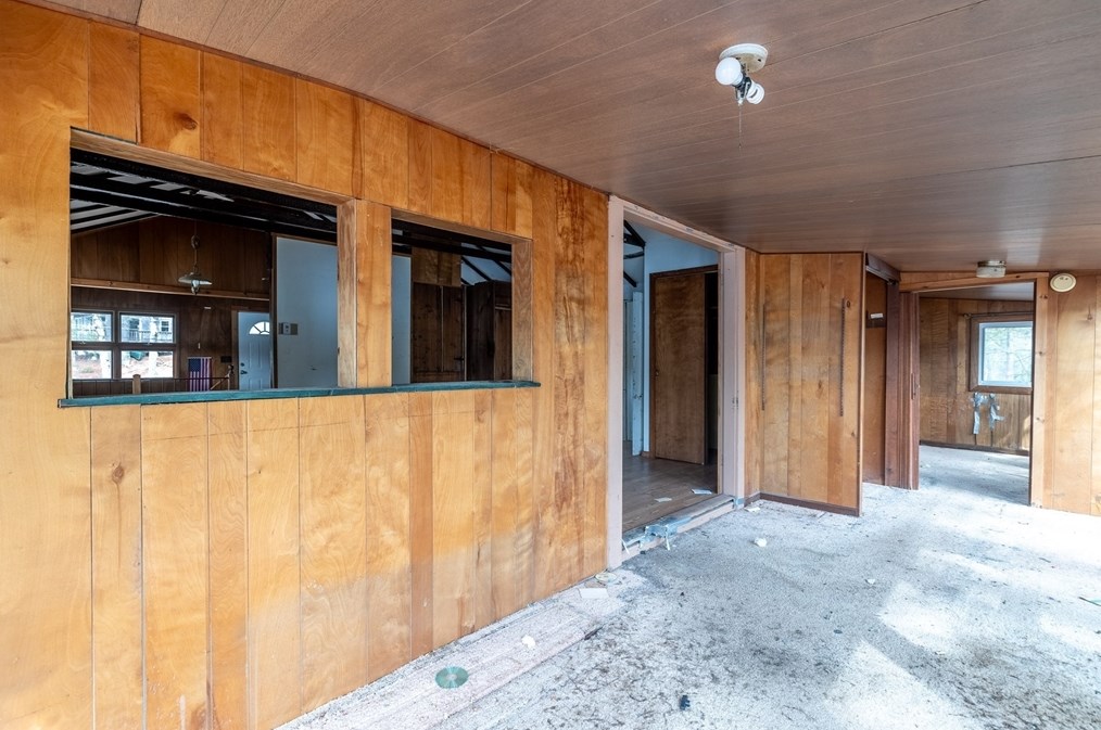 10 Wildwood Ave, Upton MA  01568-1513 exterior