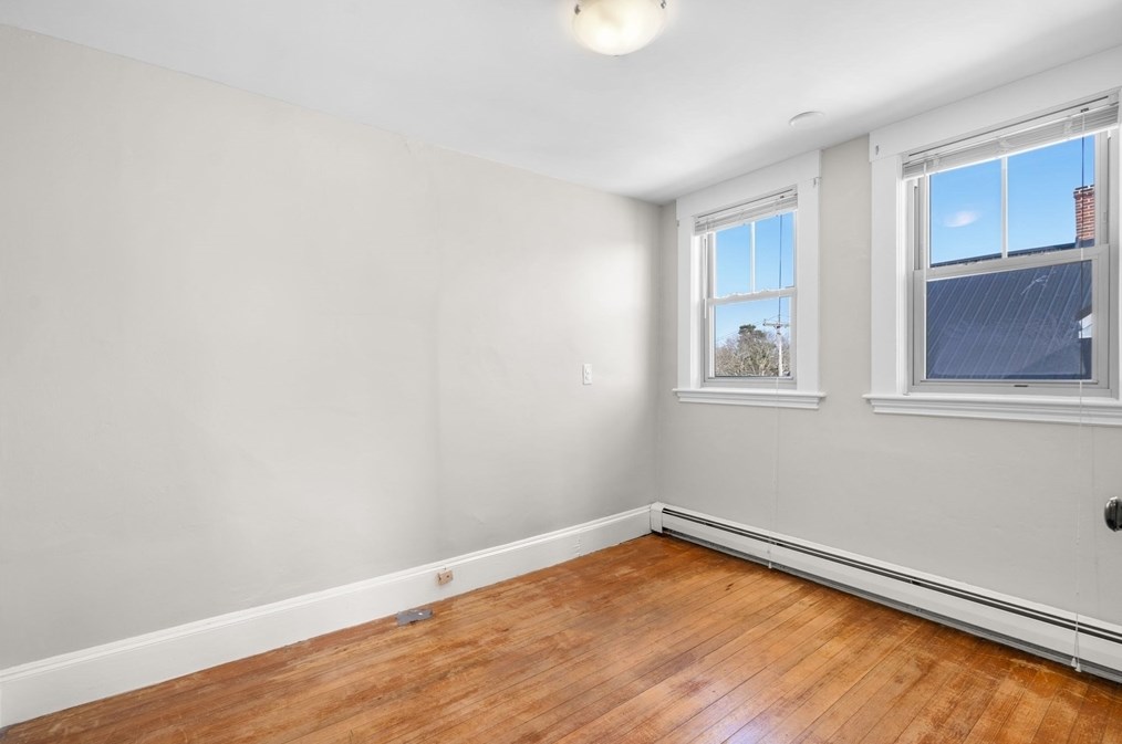 12 French Ave, Braintree MA 02184-6502 exterior