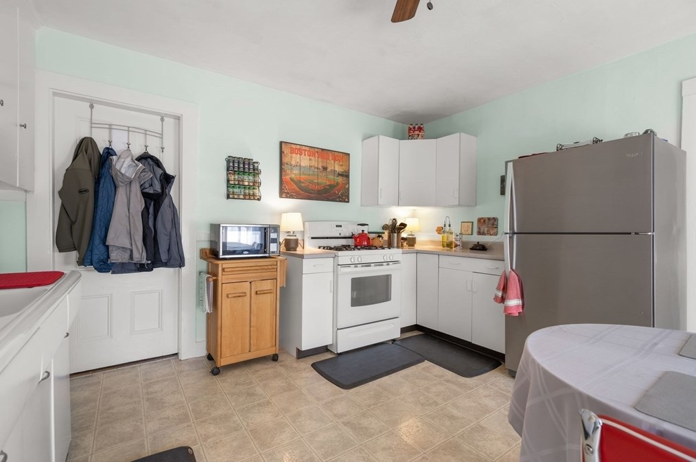 12 French Ave, Braintree MA 02184-6502 exterior