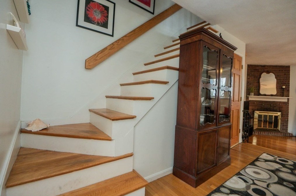 7 Lincoln Park, Marblehead MA 01945-2534 exterior