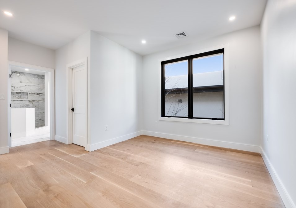 811 Heath St, Boston MA 02467-2640 exterior