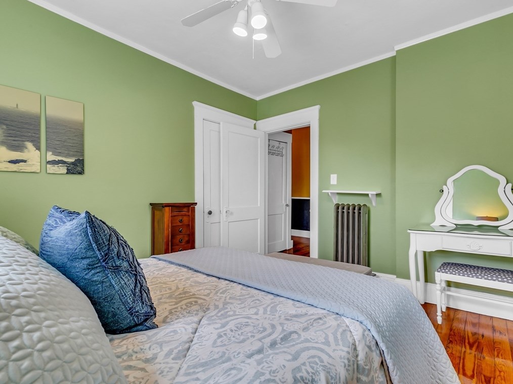 355 Rogers St, Lowell MA  01852-4218 exterior