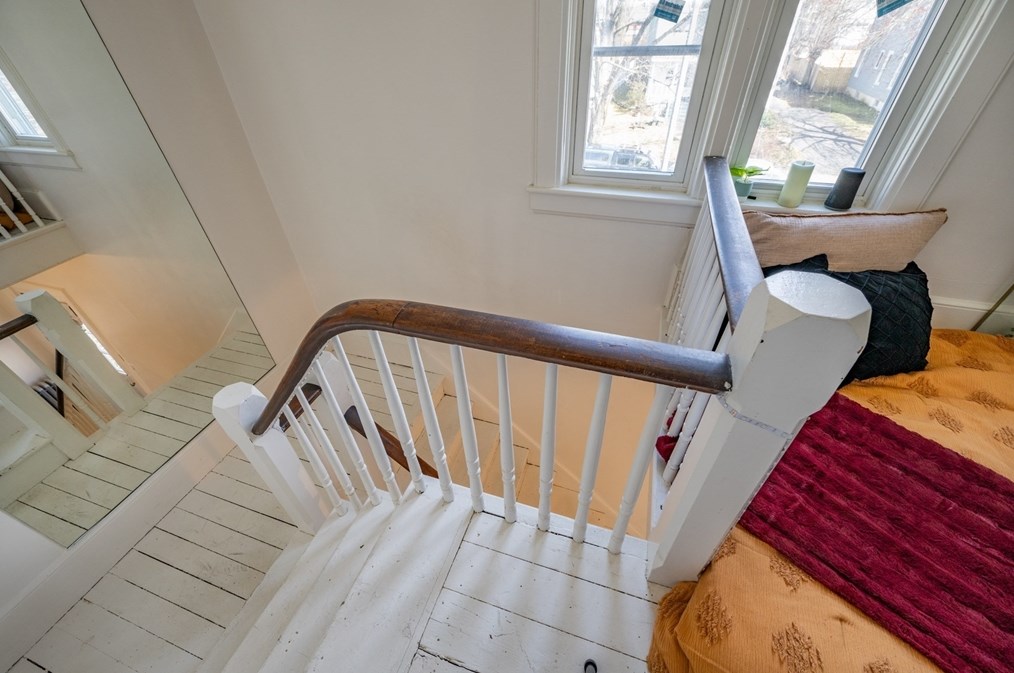 167 Pearl St, Holyoke MA  01040-2506 exterior