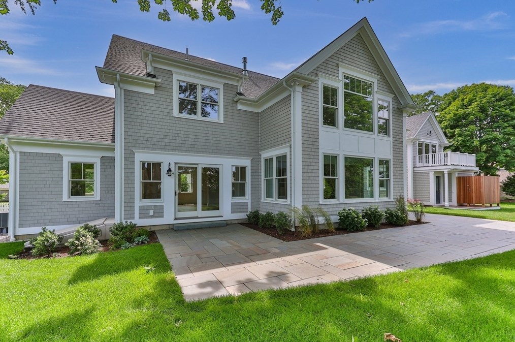 356 Stage Harbor Rd, Chatham MA  02633-2228 exterior