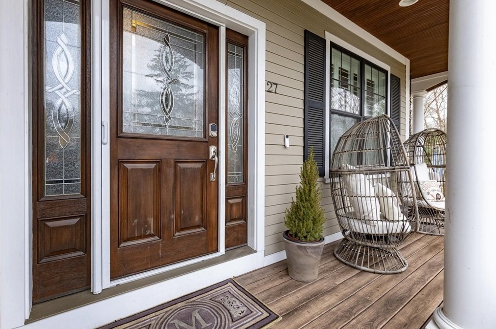 27 Bedford St, Burlington MA 01803-3725 exterior