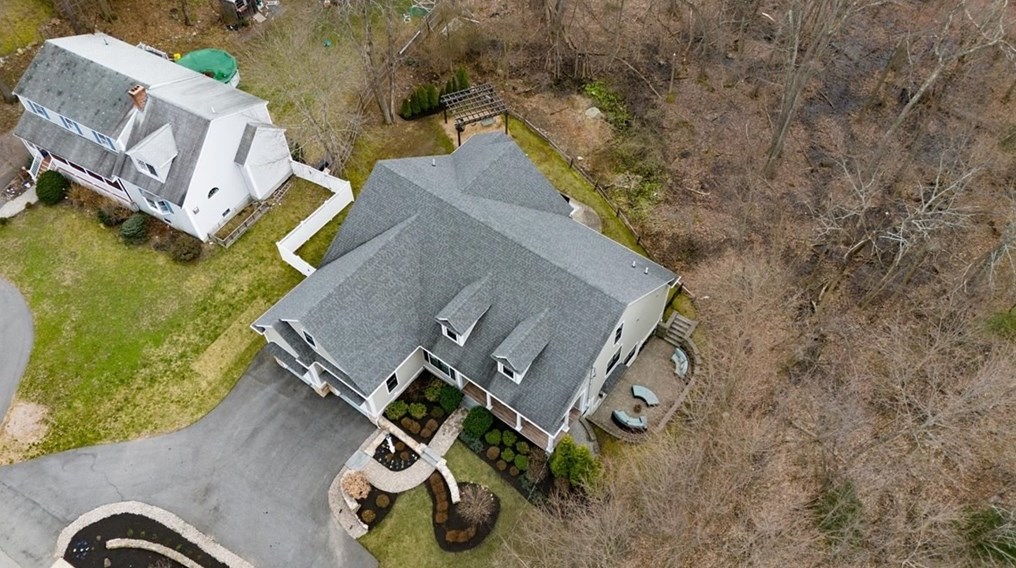 27 Bedford St, Burlington MA 01803-3725 exterior