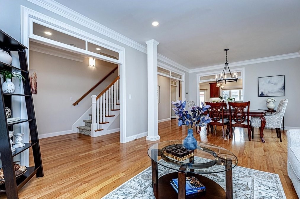 31 Newbridge Ave, Burlington MA  01803-4362 exterior