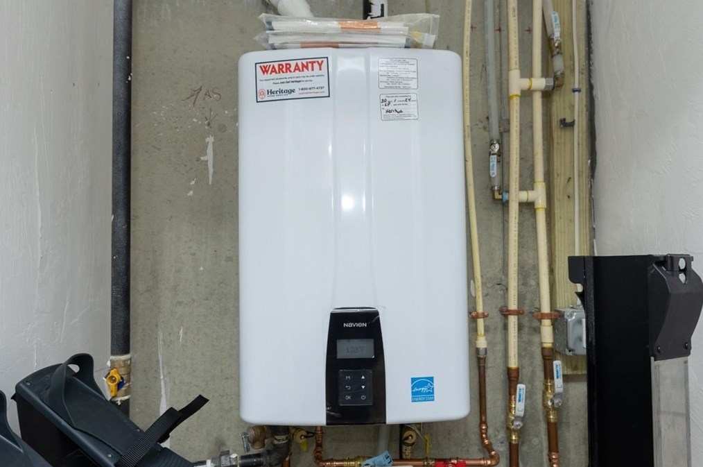 31 Newbridge Ave, Burlington MA  01803-4362 exterior