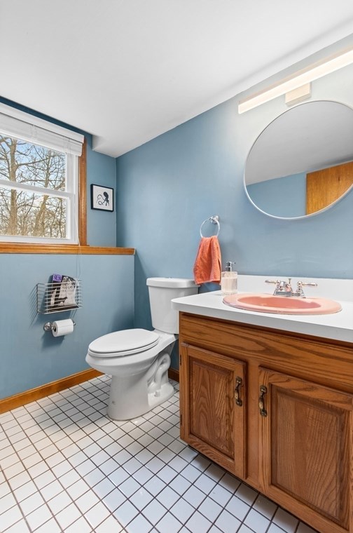 75 Emily Jeffers Rd, Randolph MA  02368-2831 exterior