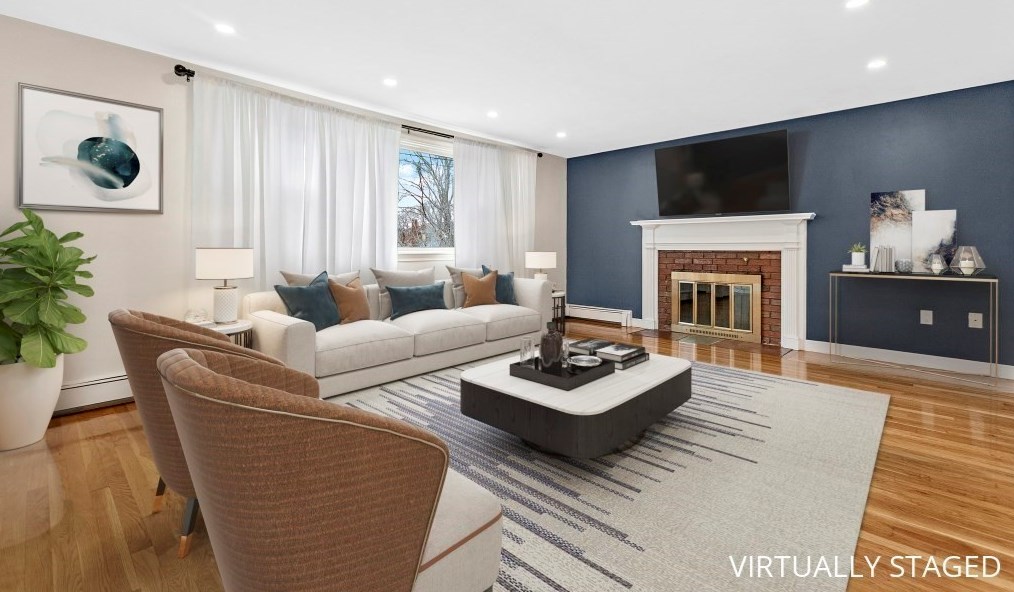 109 Milton St, Waltham MA  02453-1608 exterior