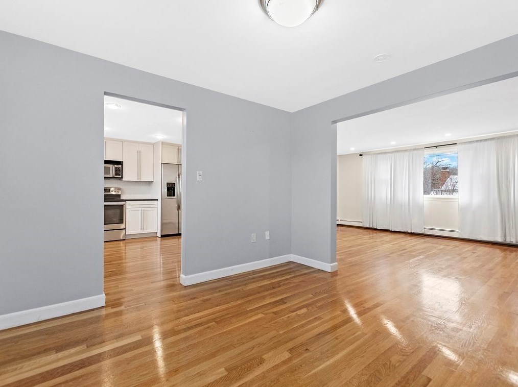 109 Milton St, Waltham MA  02453-1608 exterior