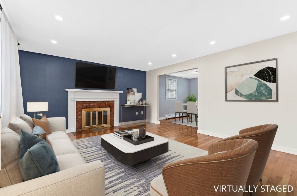 109 Milton St, Waltham MA  02453-1608 exterior