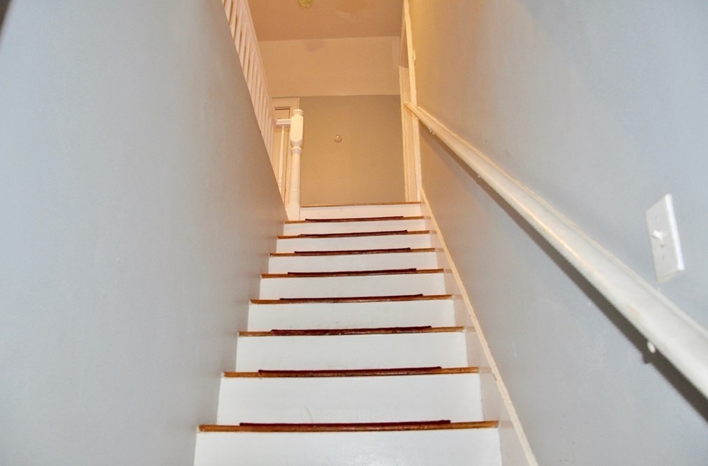 25 Acorn St, Malden MA 02148-7624 exterior