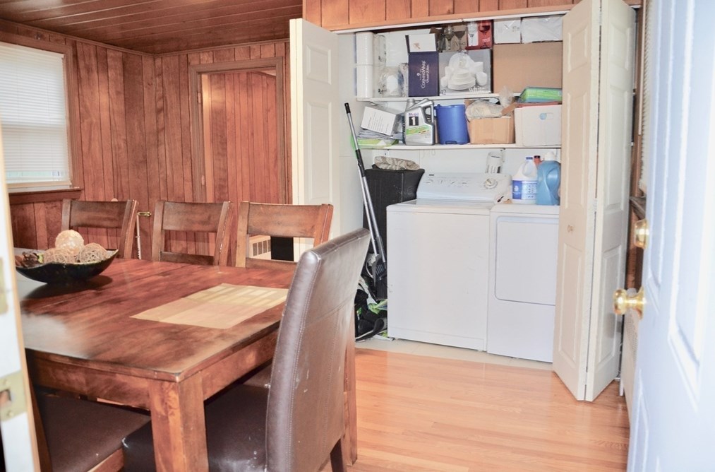 25 Acorn St, Malden MA 02148-7624 exterior