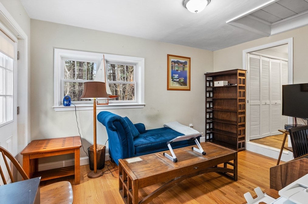 481 Cross St, Carlisle MA  01741-1593 exterior