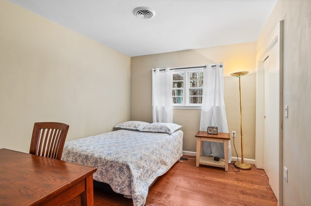 481 Cross St, Carlisle MA  01741-1593 exterior