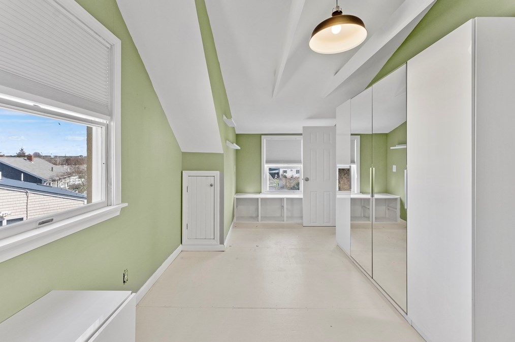 2 Bay Dr, Bourne MA  02532-3408 exterior