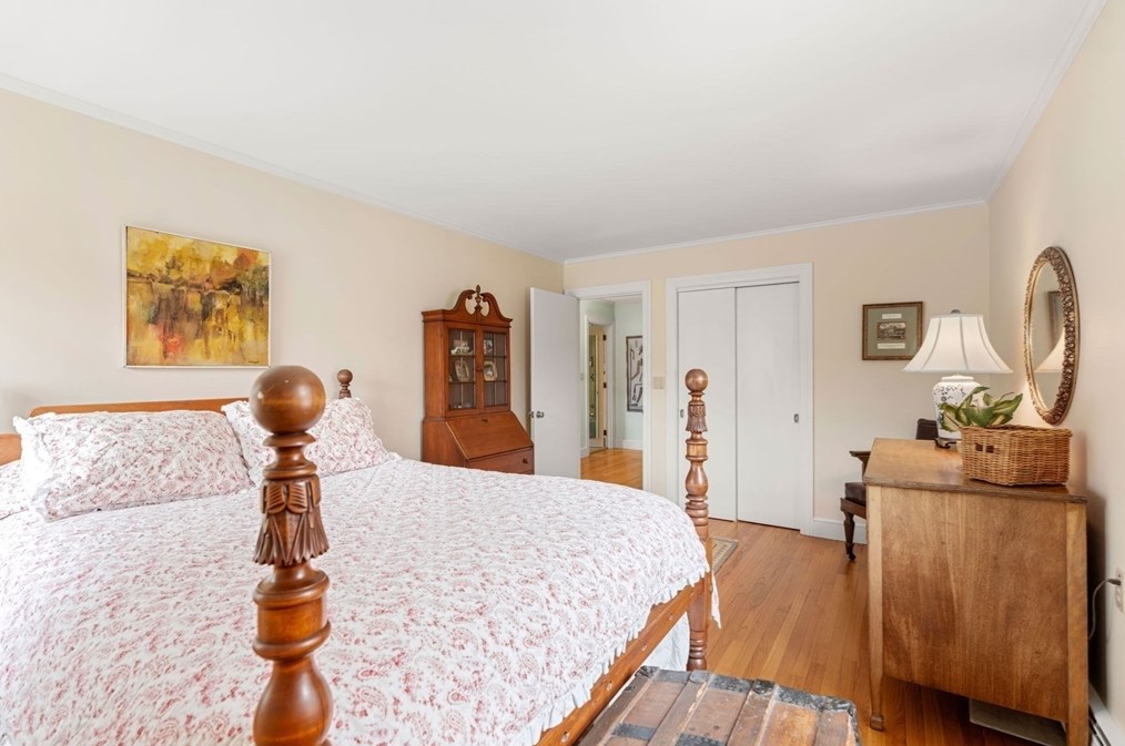 240 Clark Rd, Lowell MA 01852-3124 exterior