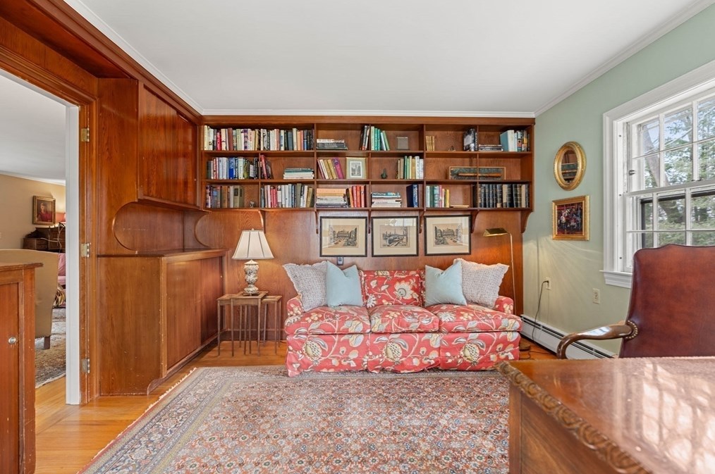 240 Clark Rd, Lowell MA 01852-3124 exterior