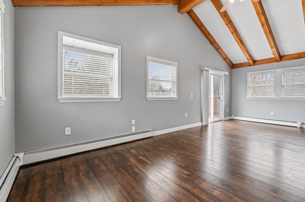 8 Sandpiper Ln, Plymouth MA 02360-2316 exterior