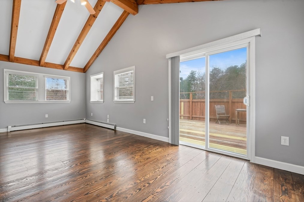 8 Sandpiper Ln, Plymouth MA 02360-2316 exterior