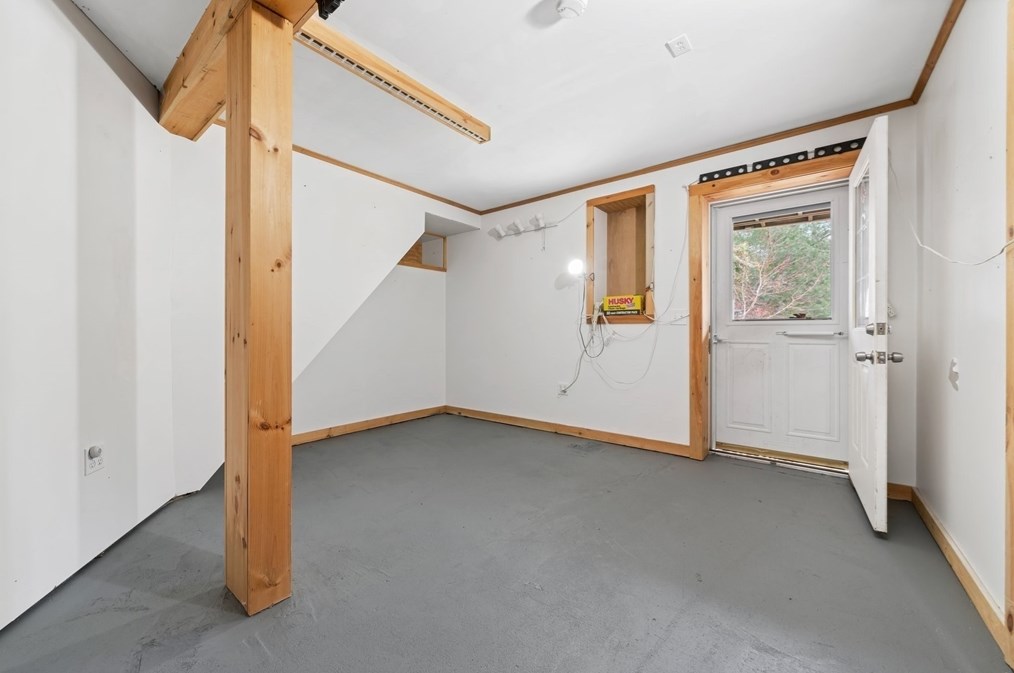 8 Sandpiper Ln, Plymouth MA 02360-2316 exterior