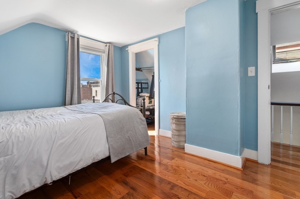 137 Pearl St, Somerville MA 02145-3117 exterior