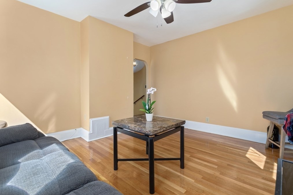 137 Pearl St, Somerville MA 02145-3117 exterior