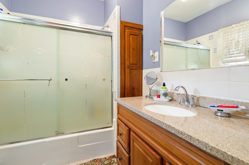 137 Pearl St, Somerville MA 02145-3117 exterior