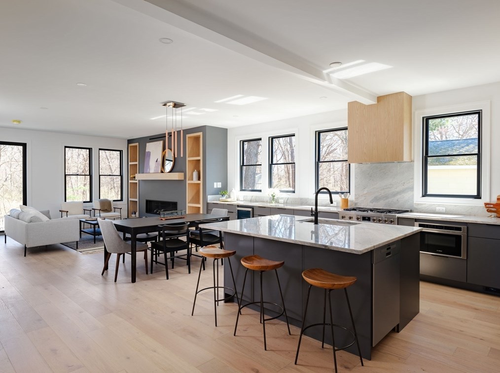 123 Nokomis Rd, Hingham MA  02043-1135 exterior