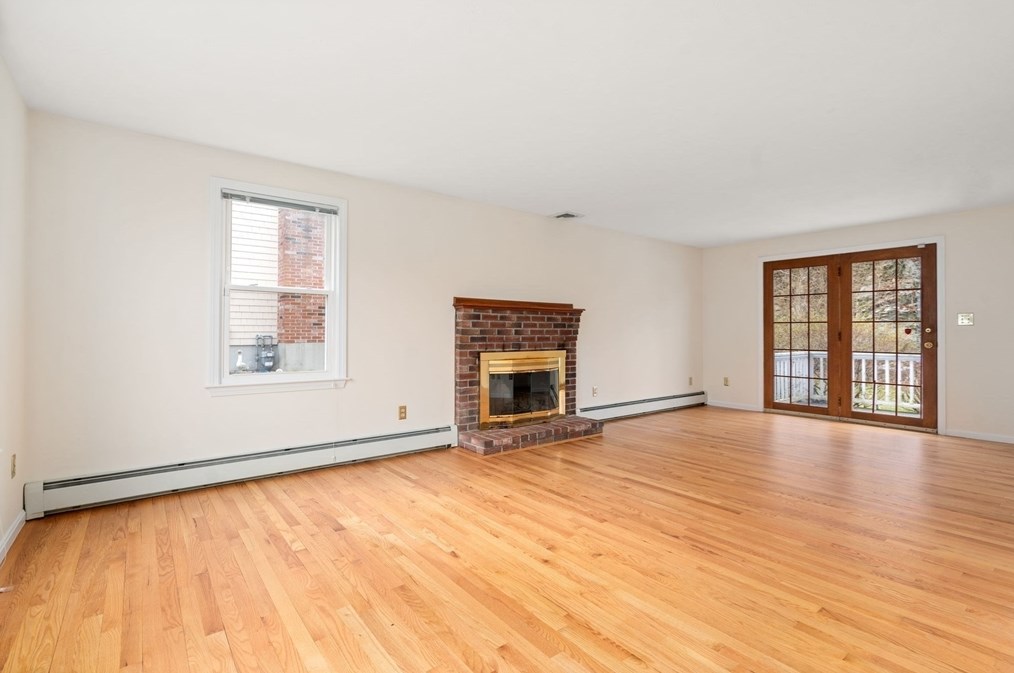 3 Loyola Cir, Boston MA  02132 exterior