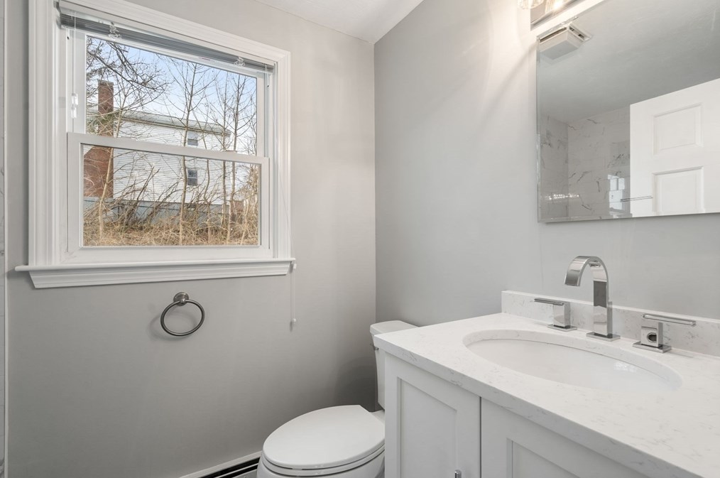 3 Loyola Cir, Boston MA  02132 exterior