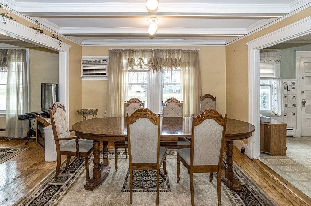 25 Jordan St, Haverhill MA 01830-6520 exterior