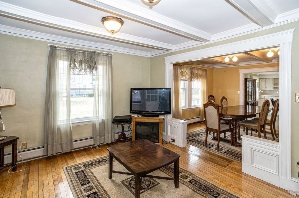 25 Jordan St, Haverhill MA 01830-6520 exterior