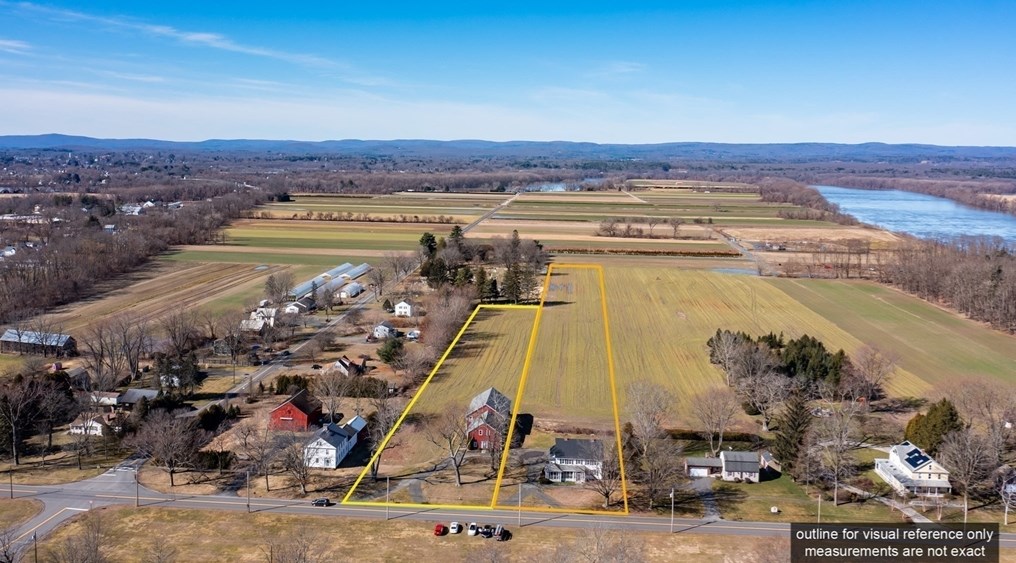 25 St, Hadley MA 01035-9502 exterior