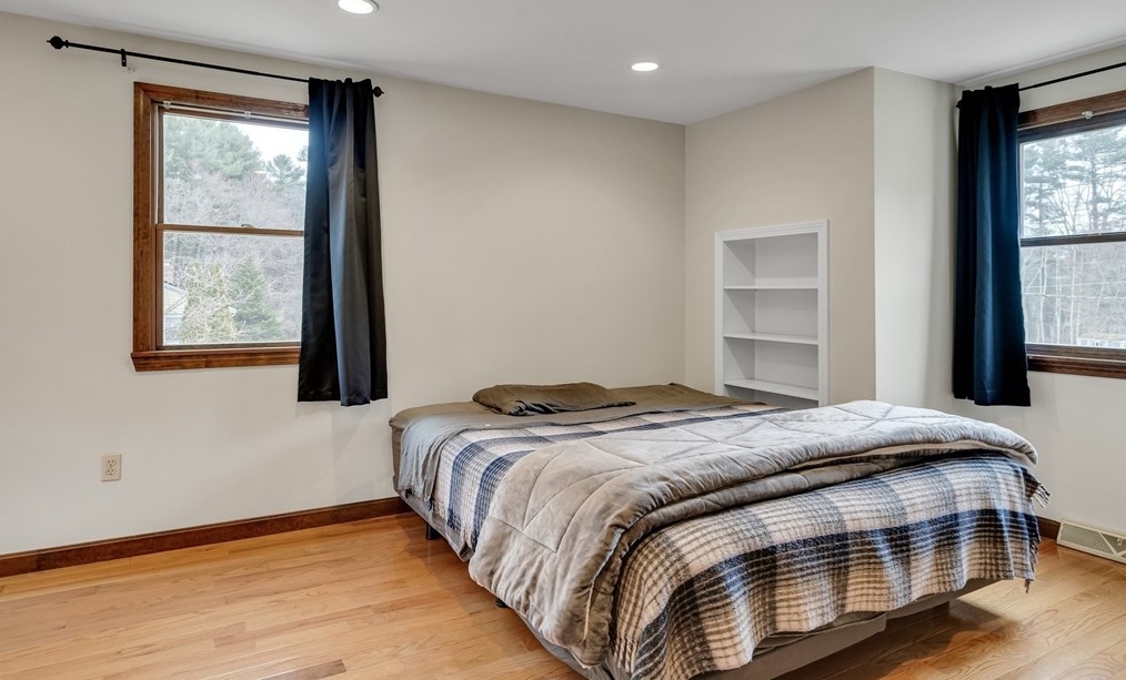 6 Karl Dr, Billerica MA  01862-1249 exterior