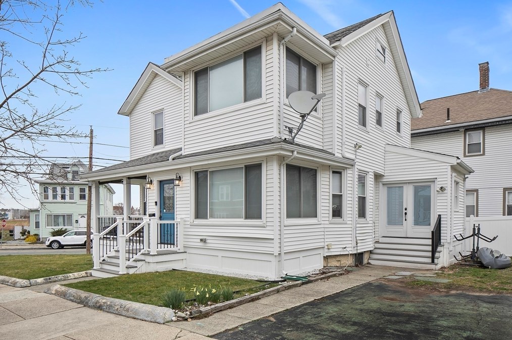 59 Lewis Ave, Winthrop MA  02152-1772 exterior