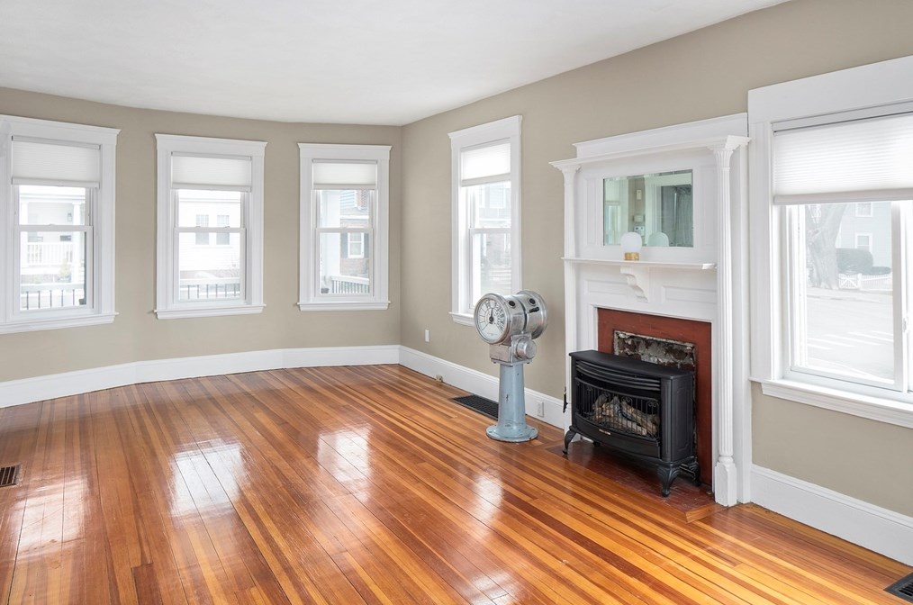 59 Lewis Ave, Winthrop MA  02152-1772 exterior